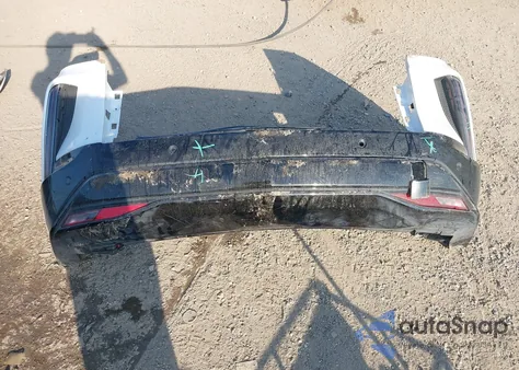 2024 Cadillac Lyriq Luxury W/1Sd from USA, damaged, VIN 1GYKPRRL2RZ118883